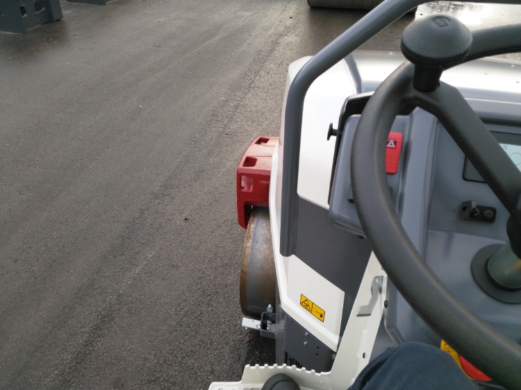 Dynapac CC1200 VI, Glatvalset Tandemtromler