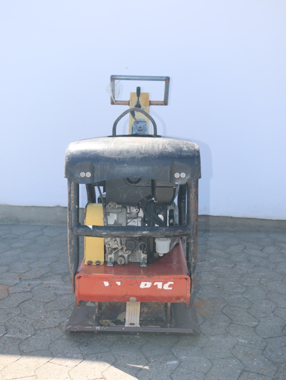 Dynapac LG200, Brugt pladevibrator