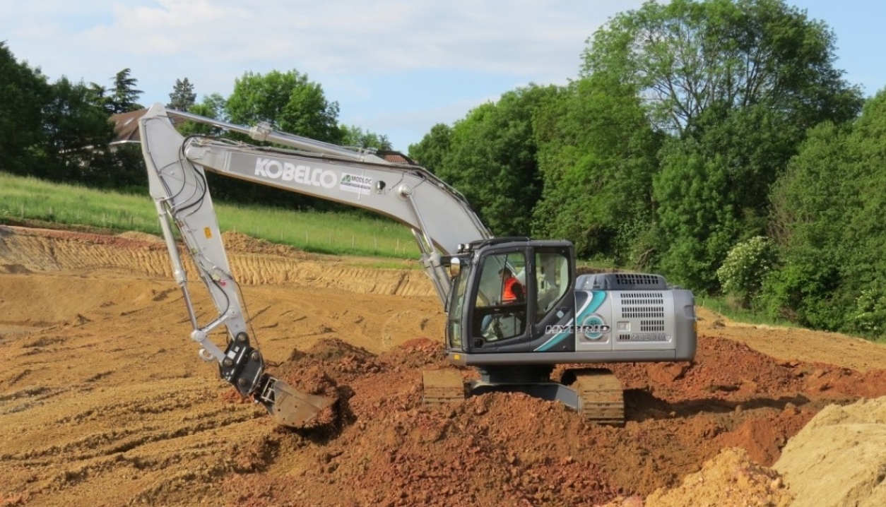 Hybrid Kobelco Gravemaskine SK210